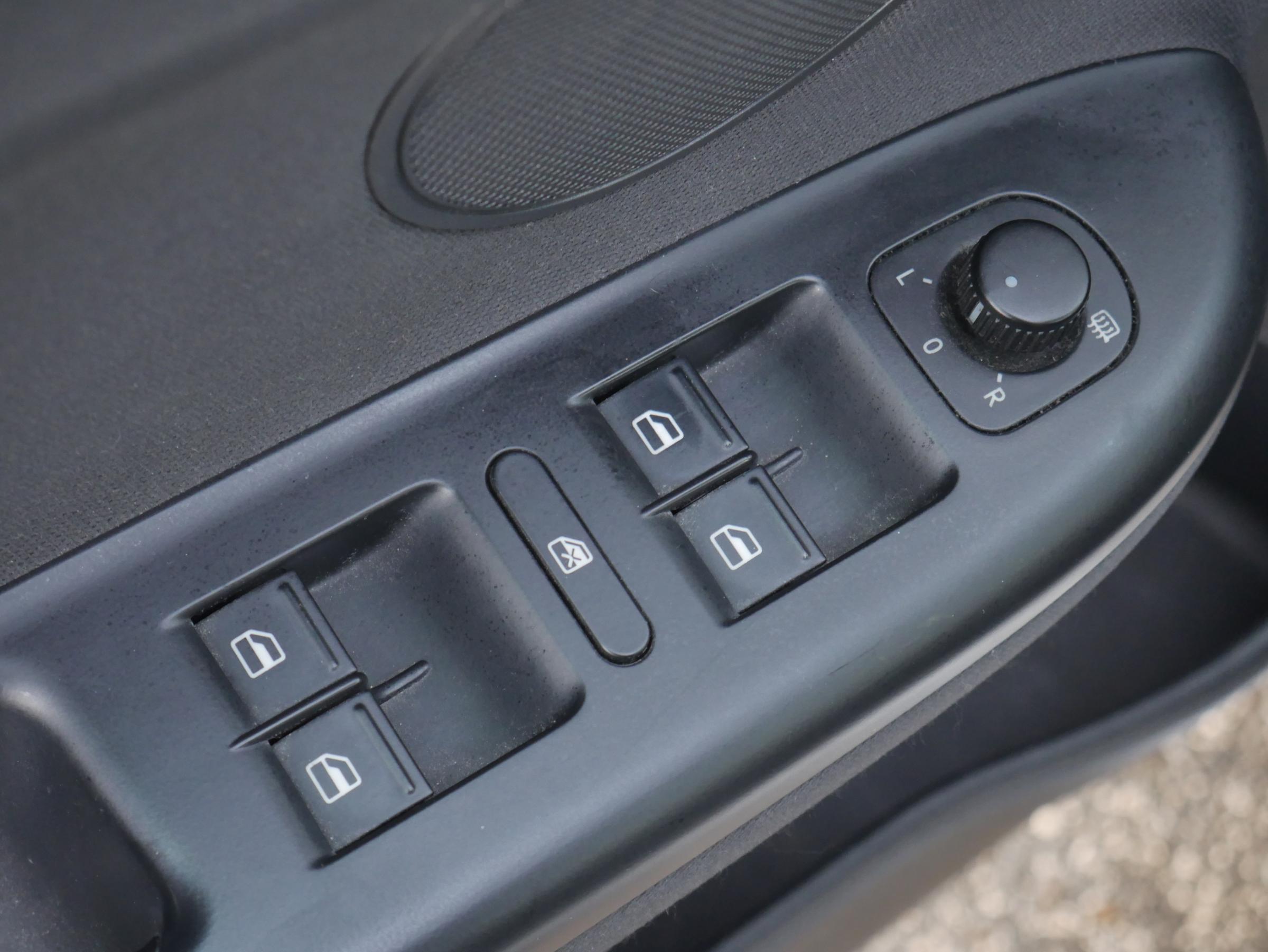 Volkswagen Golf Plus, 2009 - pohled č. 15