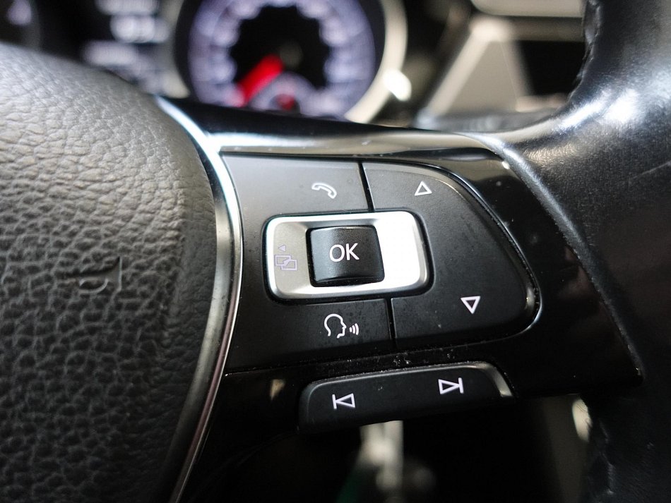 Volkswagen Touran 1.6TDi 