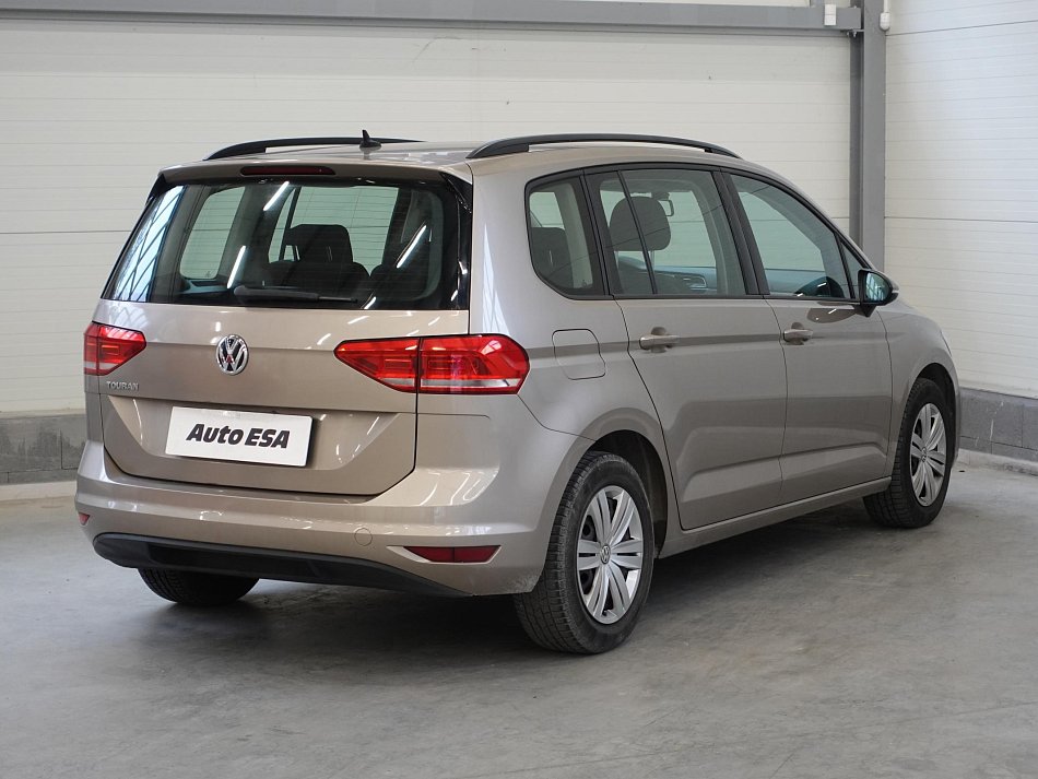Volkswagen Touran 1.6TDi 