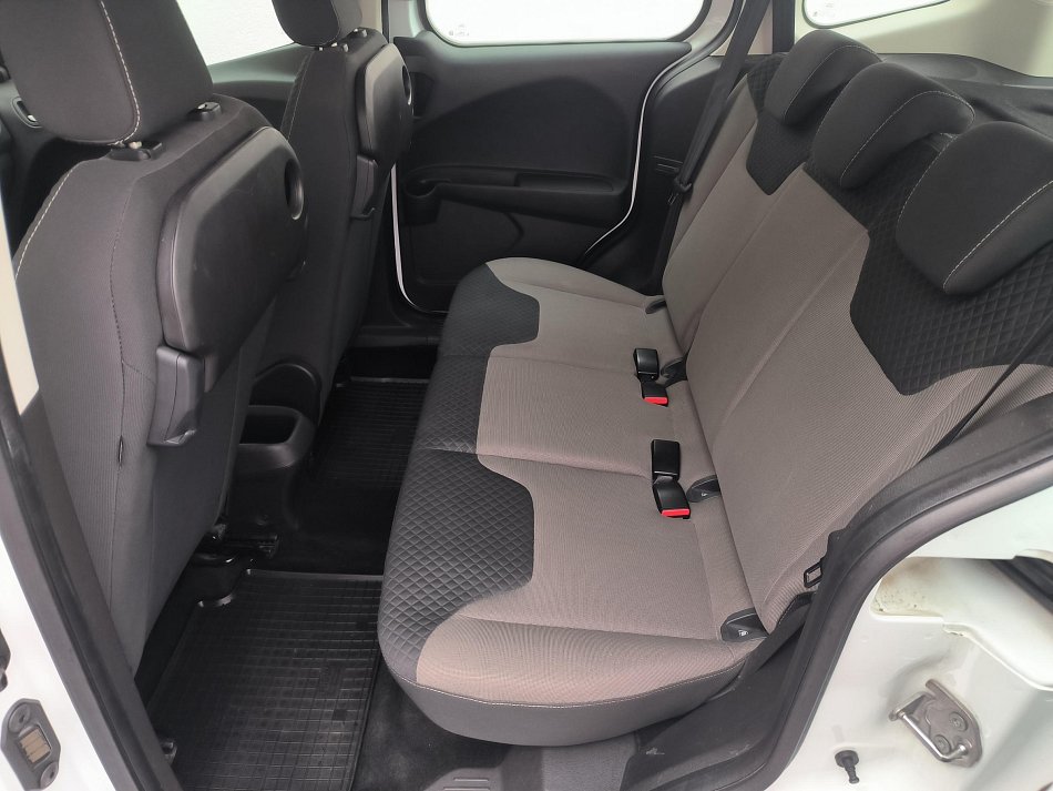 Ford Tourneo Courier 1.0T 