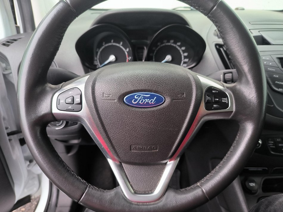 Ford Tourneo Courier 1.0T 