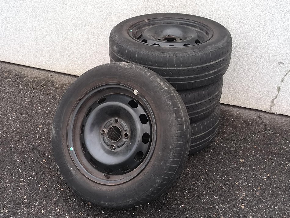 Ford Tourneo Courier 1.0T 