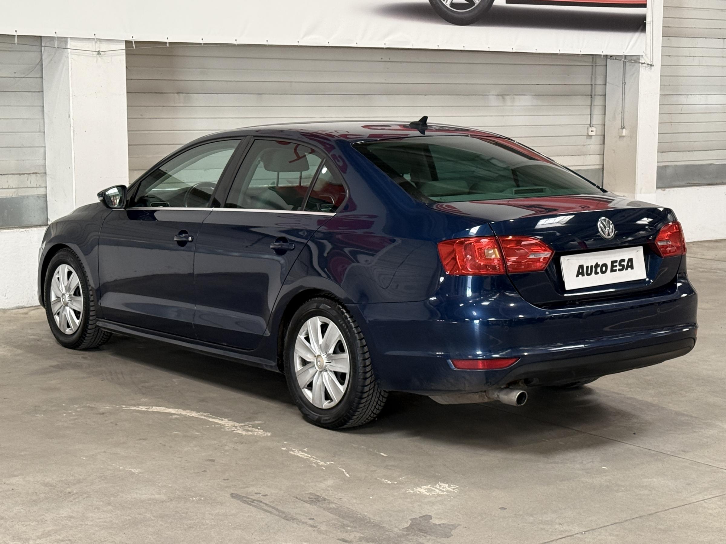 Volkswagen Jetta, 2012 - pohled č. 4