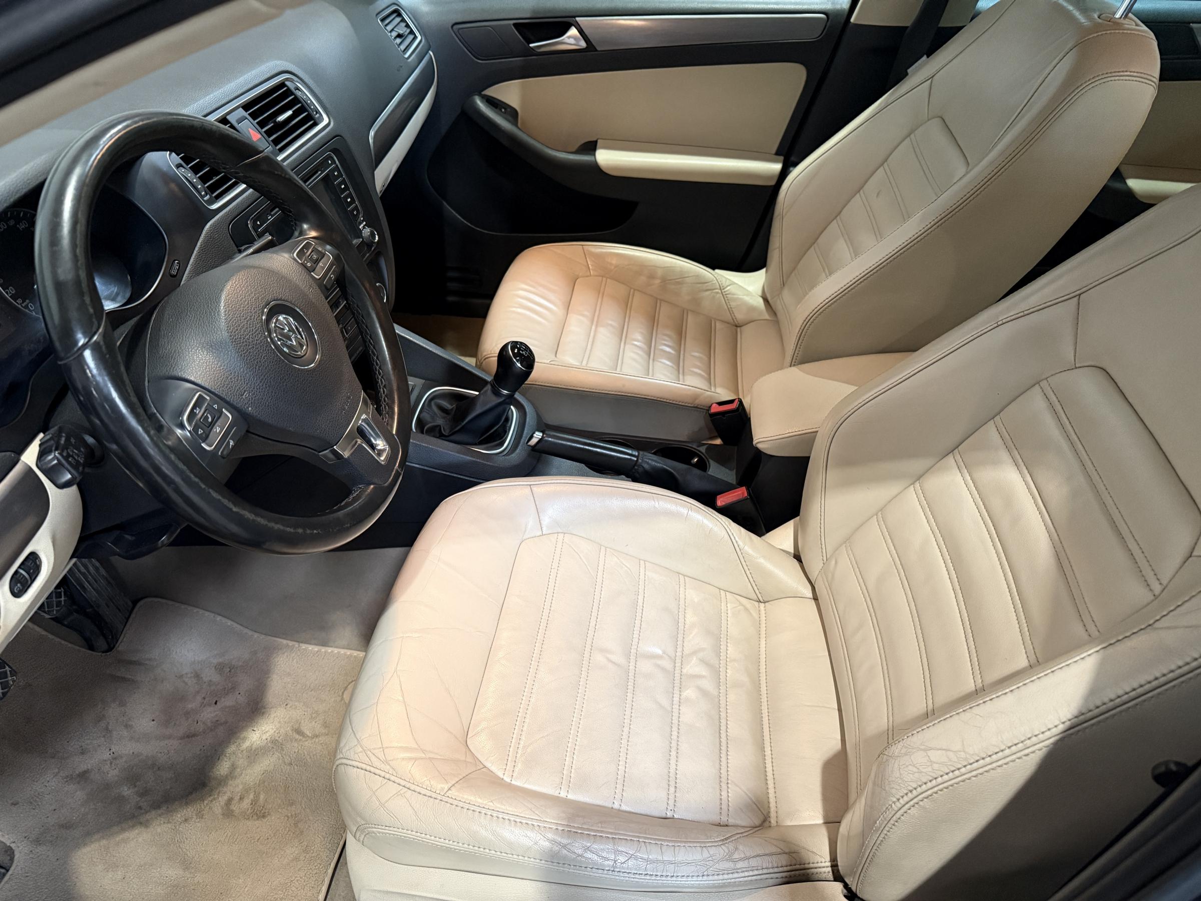 Volkswagen Jetta, 2012 - pohled č. 9