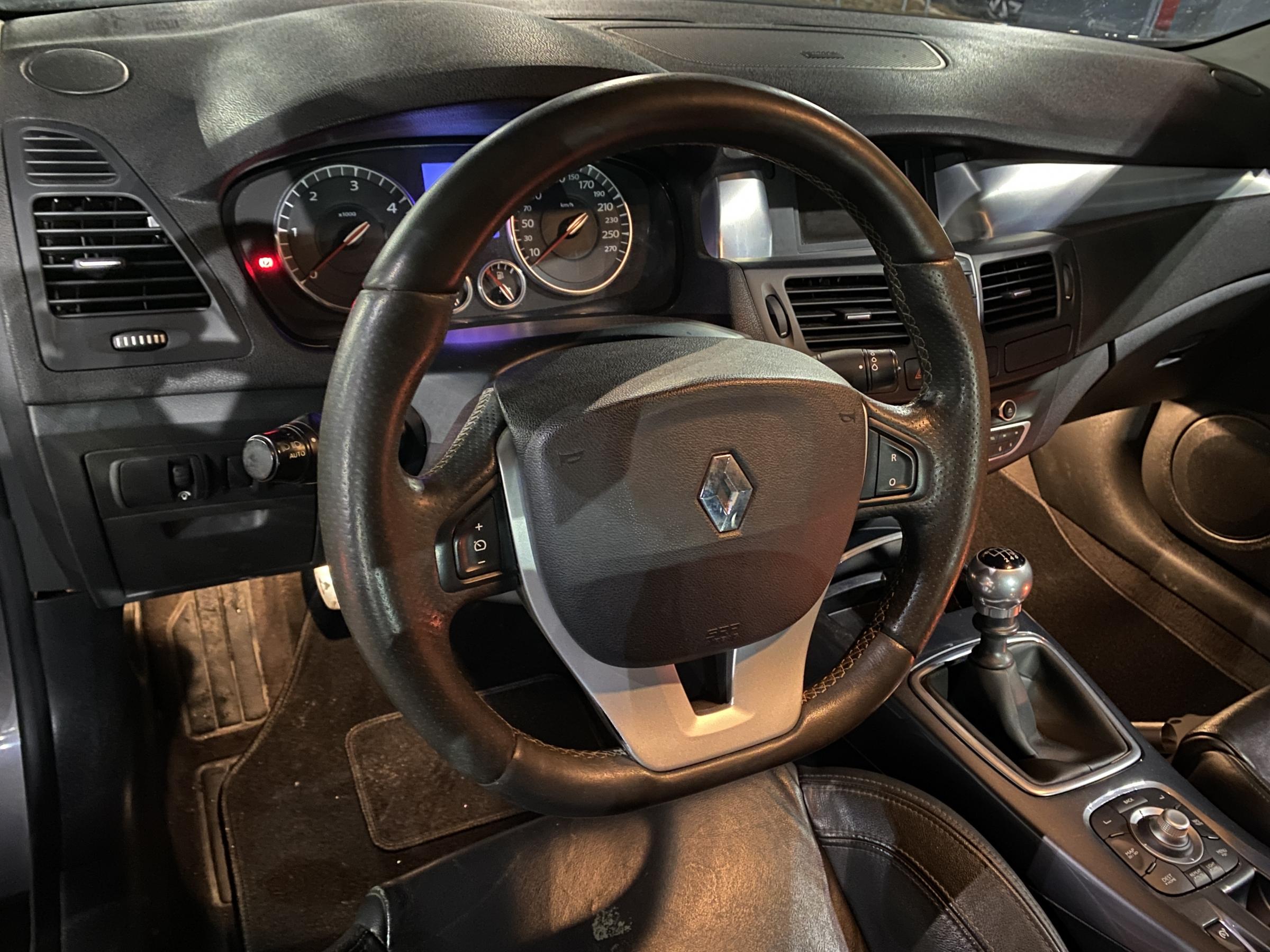 Renault Laguna, 2010 - pohled č. 12