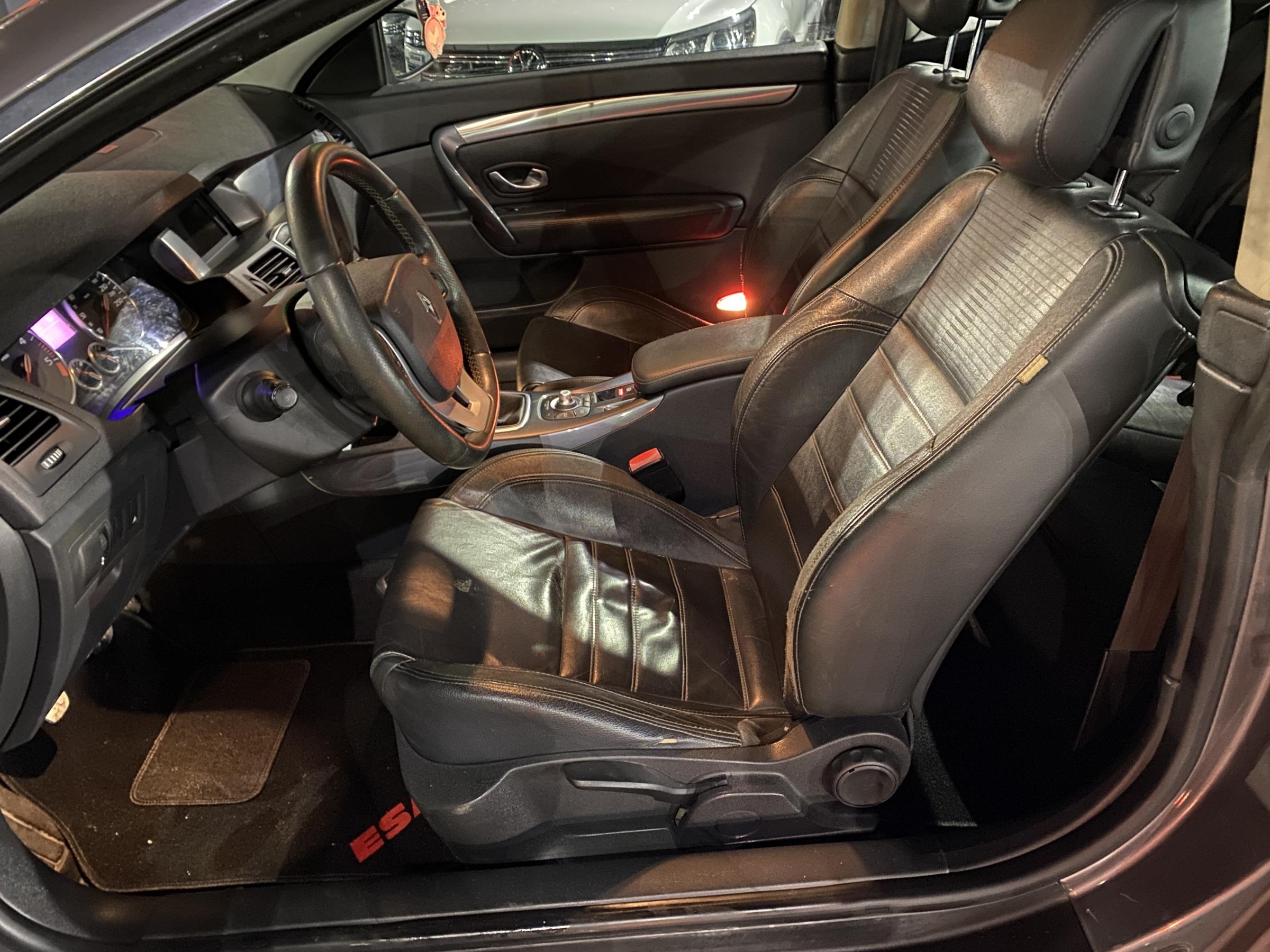 Renault Laguna, 2010 - pohled č. 9