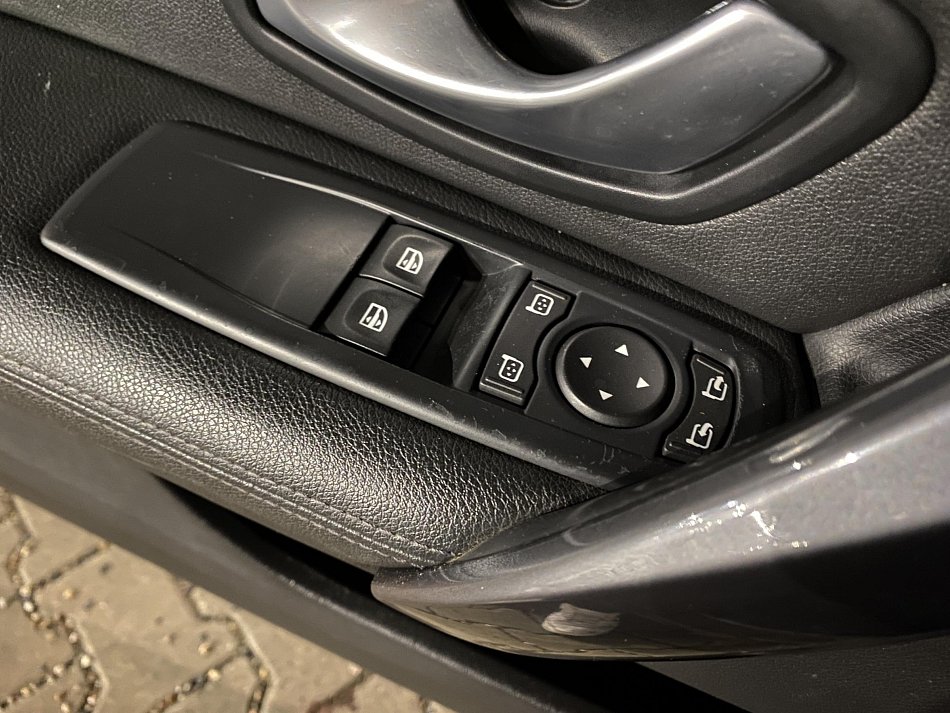 Renault Laguna 2.0 dCi  4Control