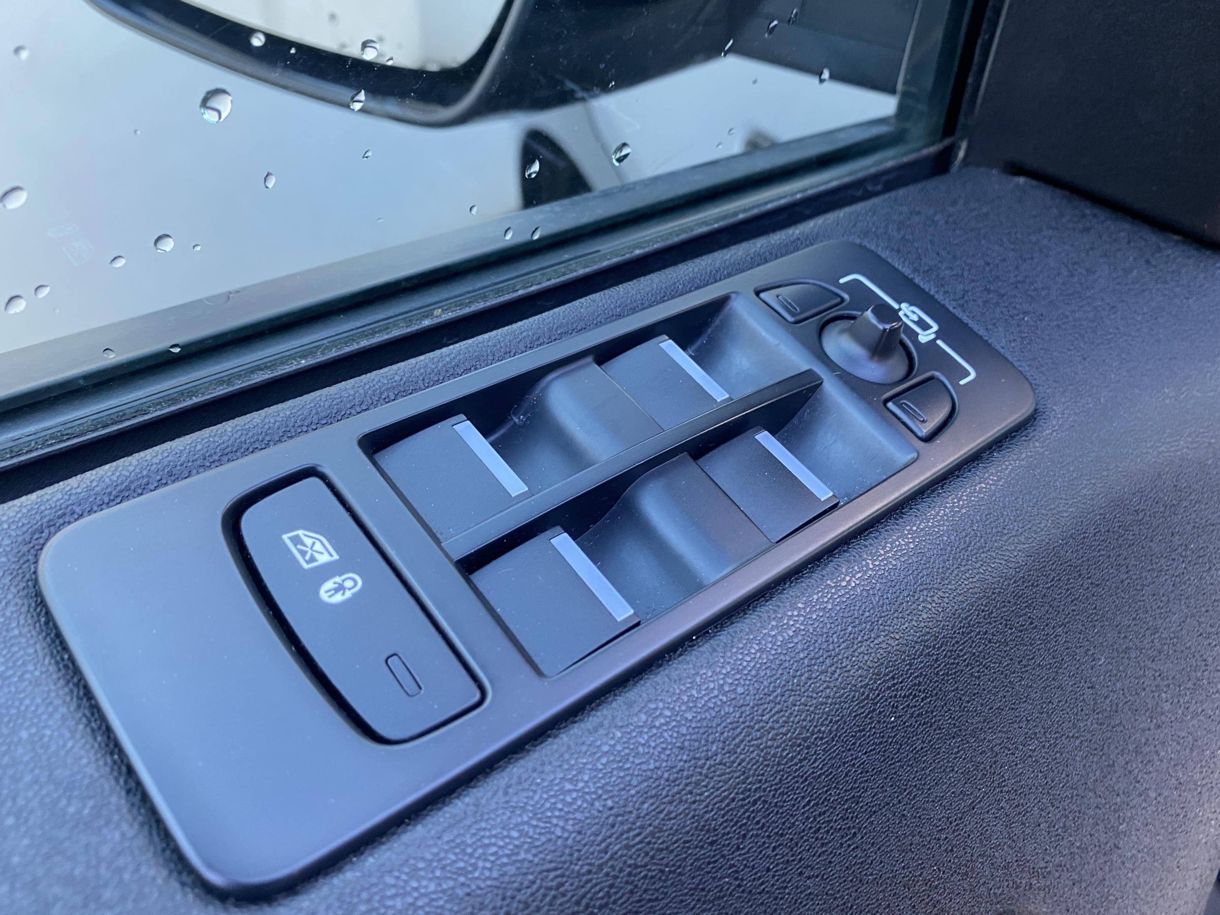 Land Rover Discovery Sport, 2018 - pohled č. 13