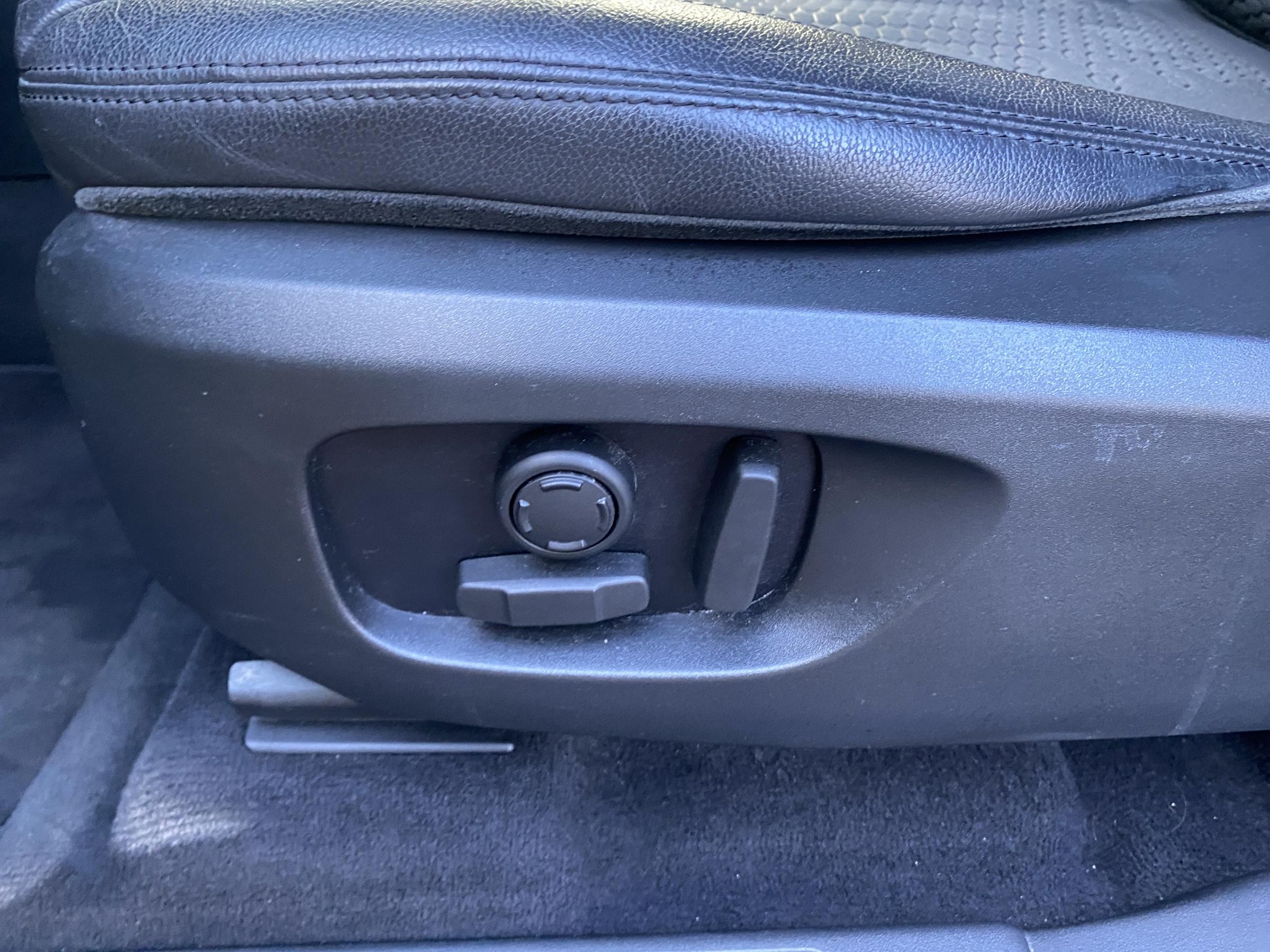 Land Rover Discovery Sport, 2018 - pohled č. 14