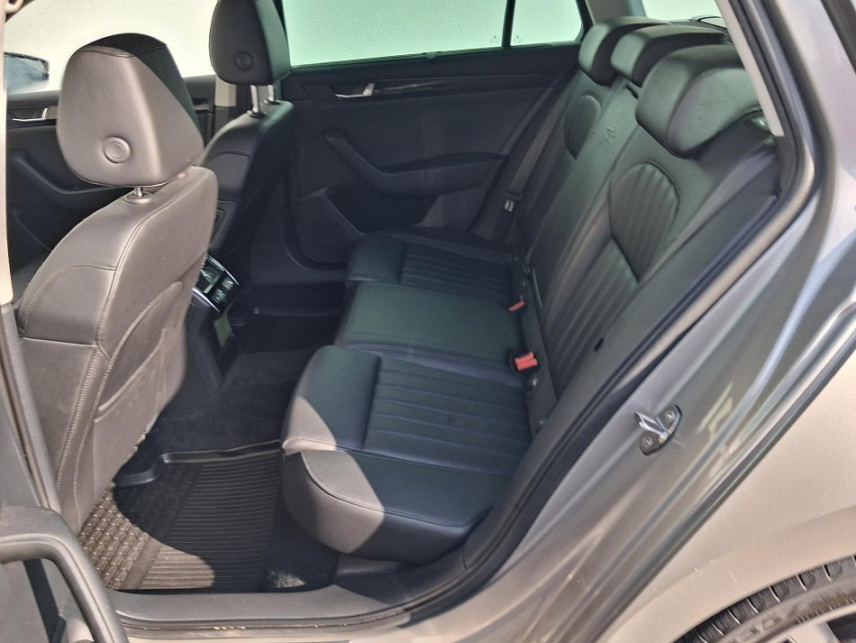 Škoda Superb III 2.0 TDi L&K