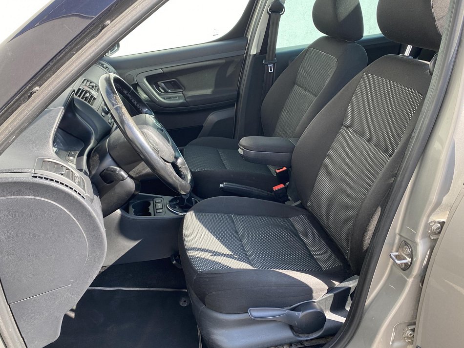 Škoda Roomster 1.2 TSi Scout