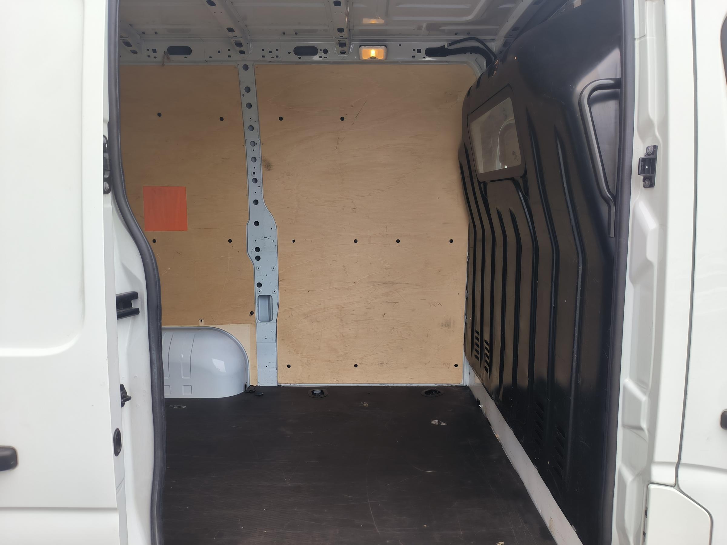 Renault Master, 2021 - pohled č. 9