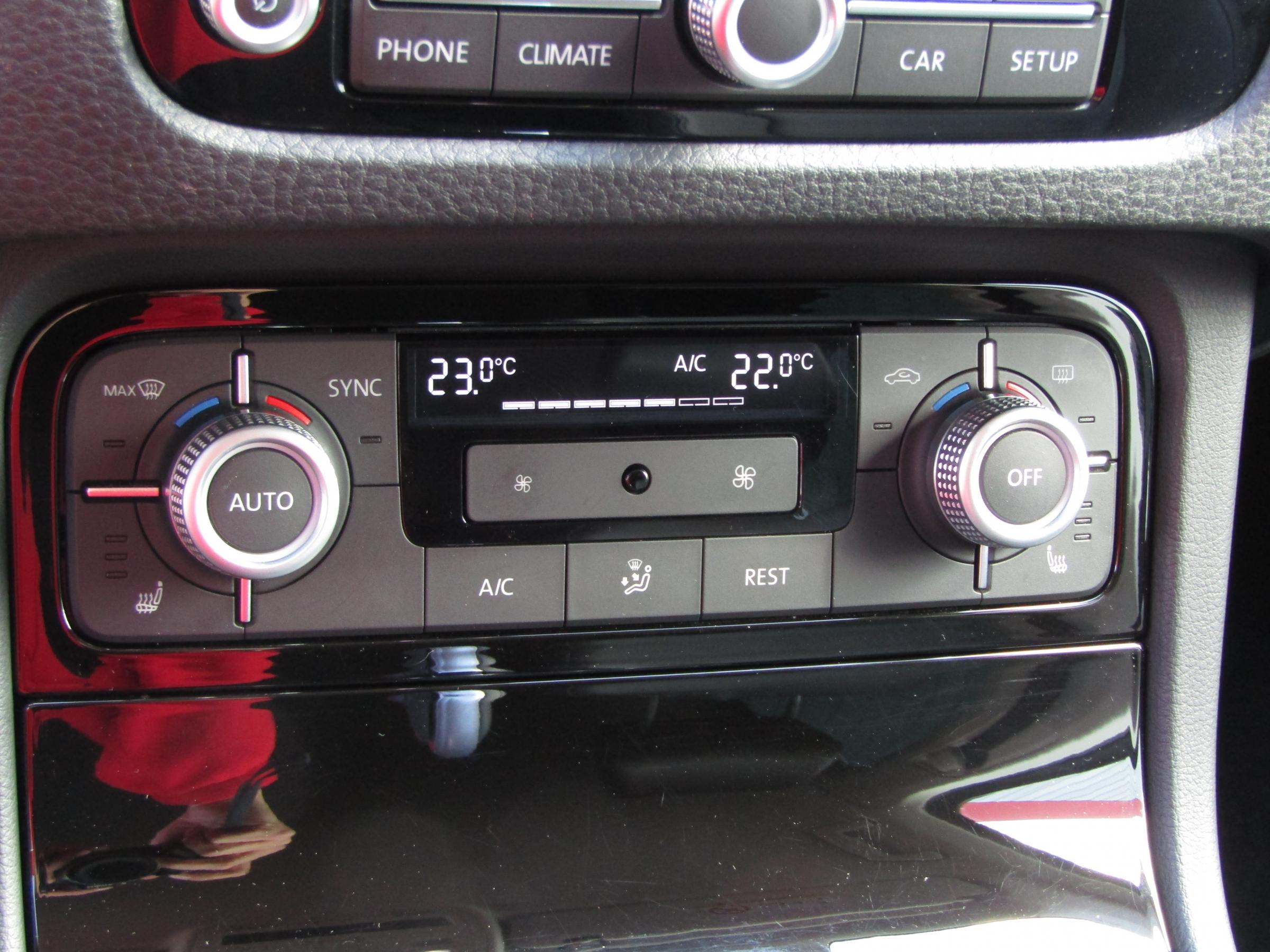 Volkswagen Touareg, 2017 - pohled č. 16