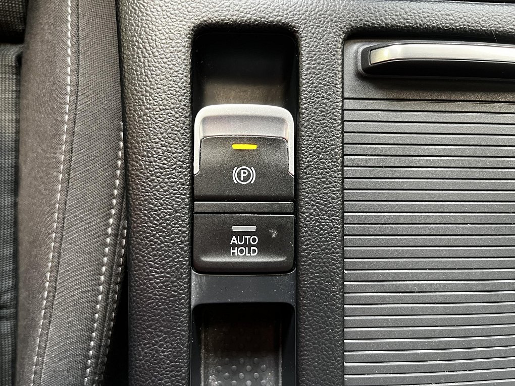 Volkswagen Passat 2.0 TDi 