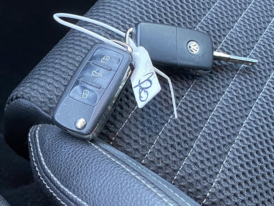 Volkswagen Scirocco 2.0 TDi Sport