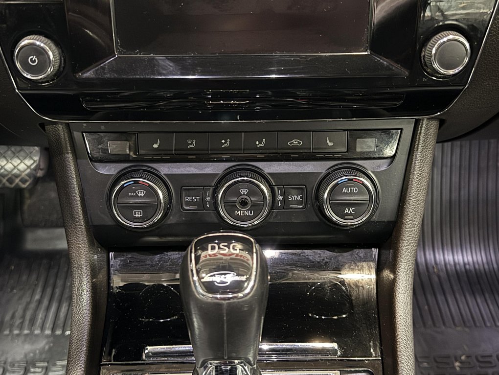 Škoda Superb III 2.0 TDi  4x4