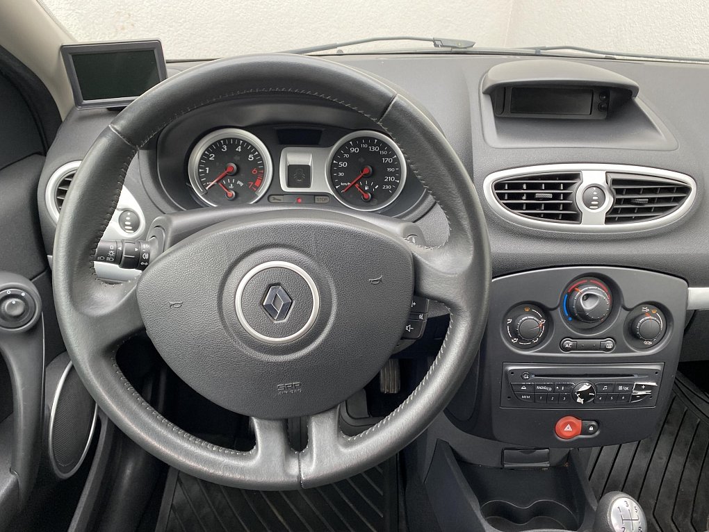 Renault Clio 1.2 16V 