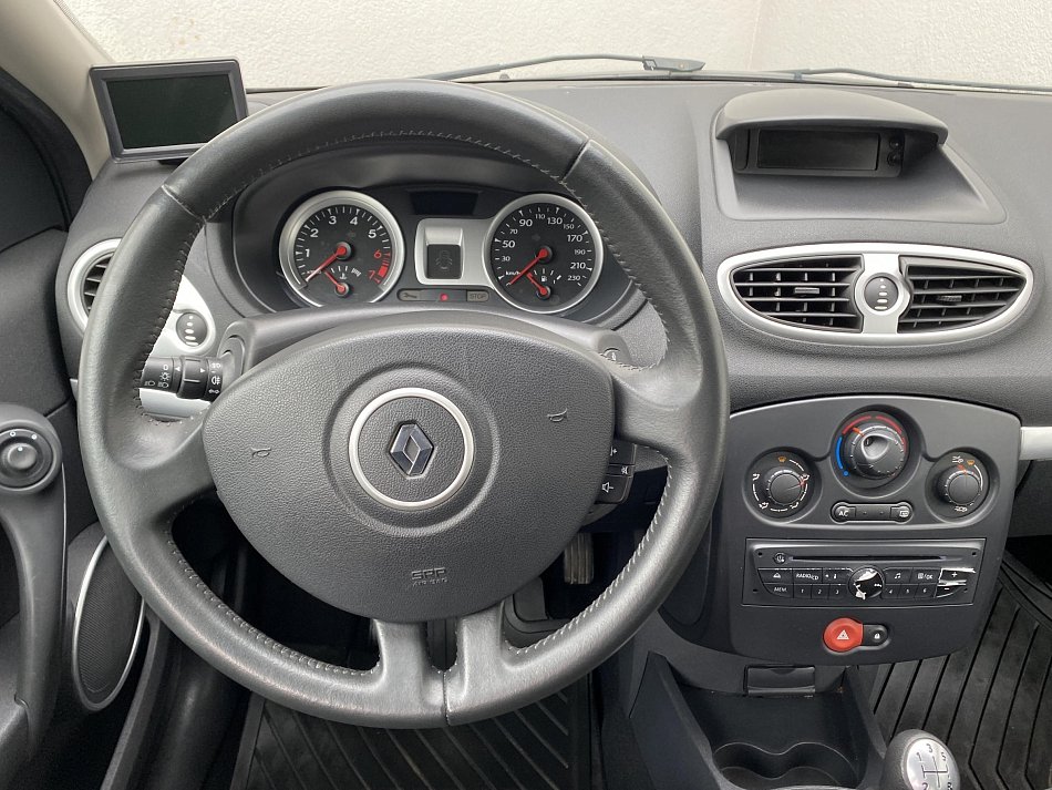 Renault Clio 1.2 16V 