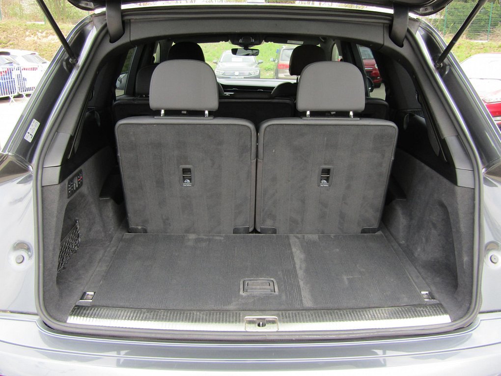 Audi Q7 3.0 TDi  Quattro, 7míst