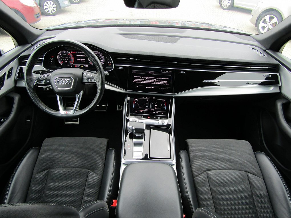 Audi Q7 3.0 TDi  Quattro, 7míst