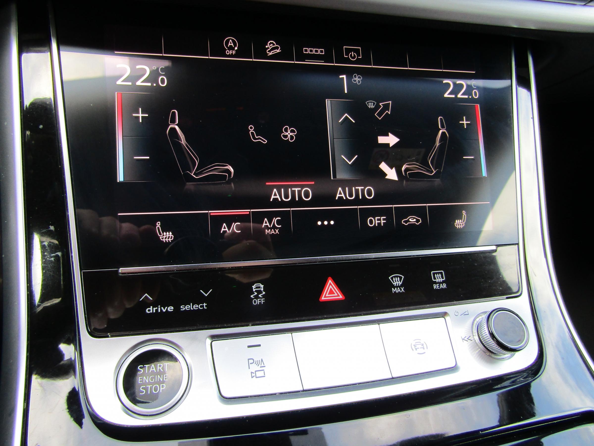 Audi Q7, 2020 - pohled č. 11