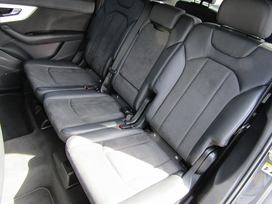 Audi Q7 3.0 TDi  Quattro, 7míst