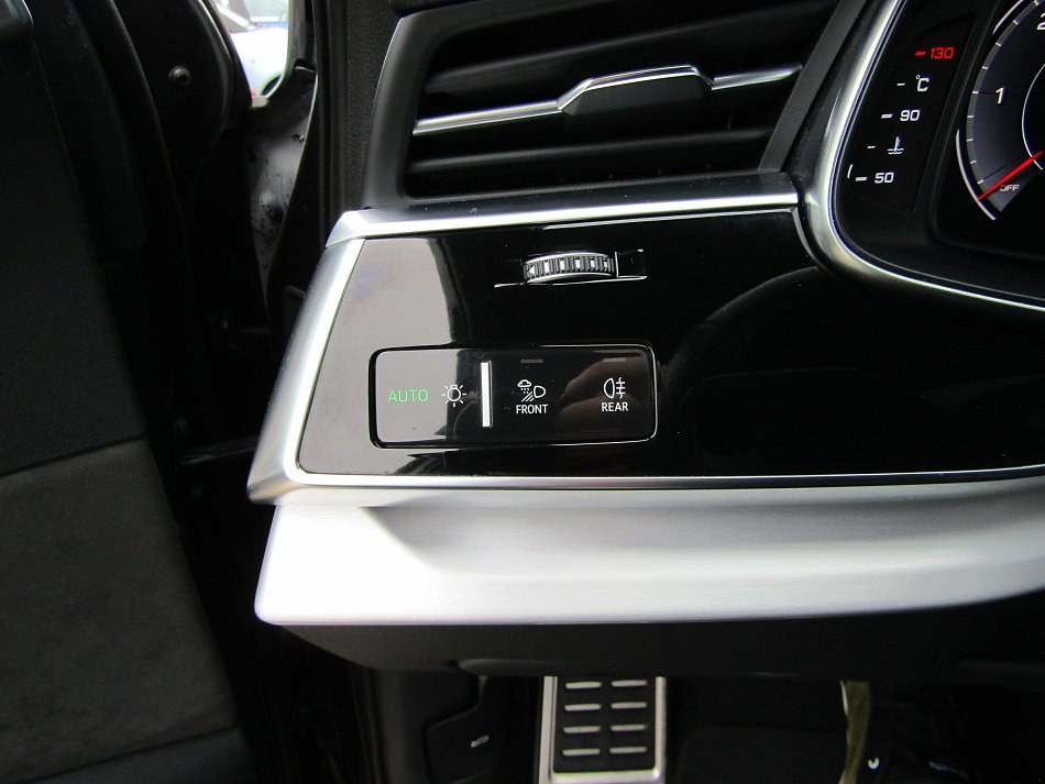 Audi Q7 3.0 TDi  Quattro, 7míst