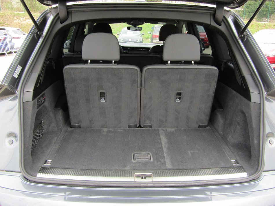 Audi Q7 3.0 TDi  Quattro, 7míst
