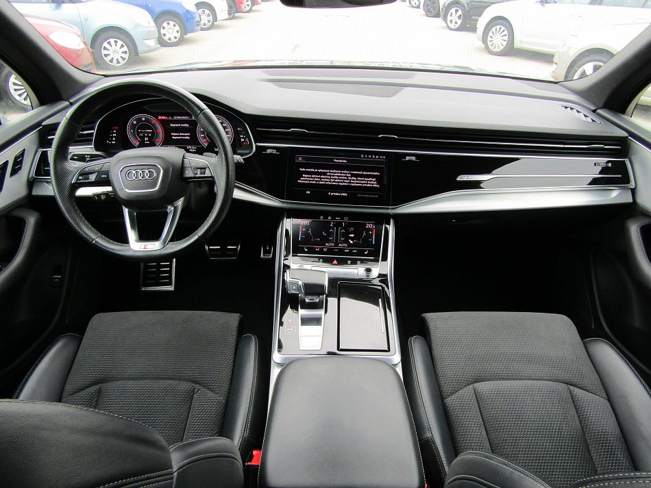 Audi Q7 3.0 TDi  Quattro, 7míst