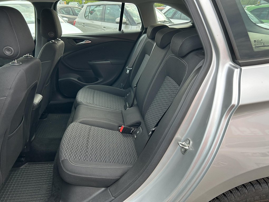 Opel Astra 1.6CDTI 