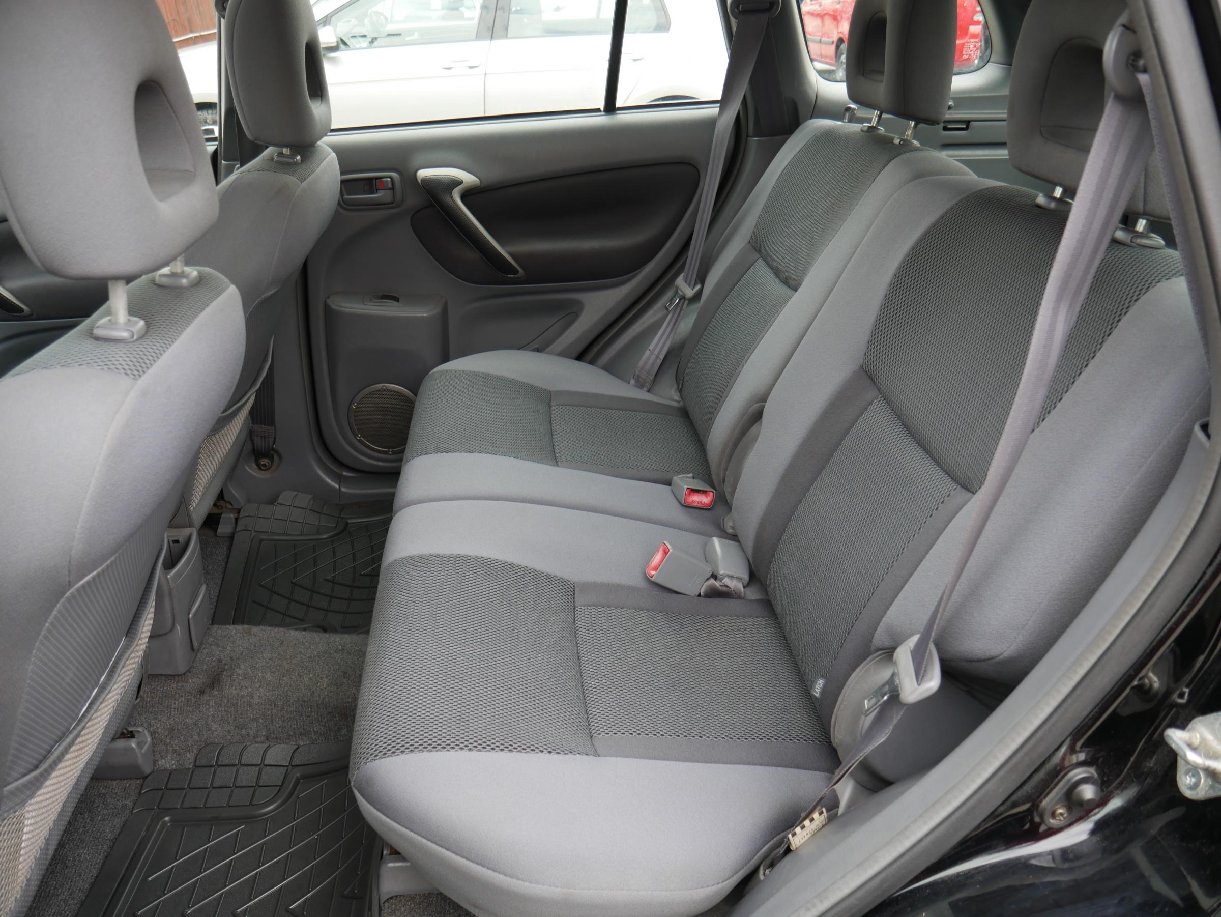 Toyota RAV4, 2003 - pohled č. 10