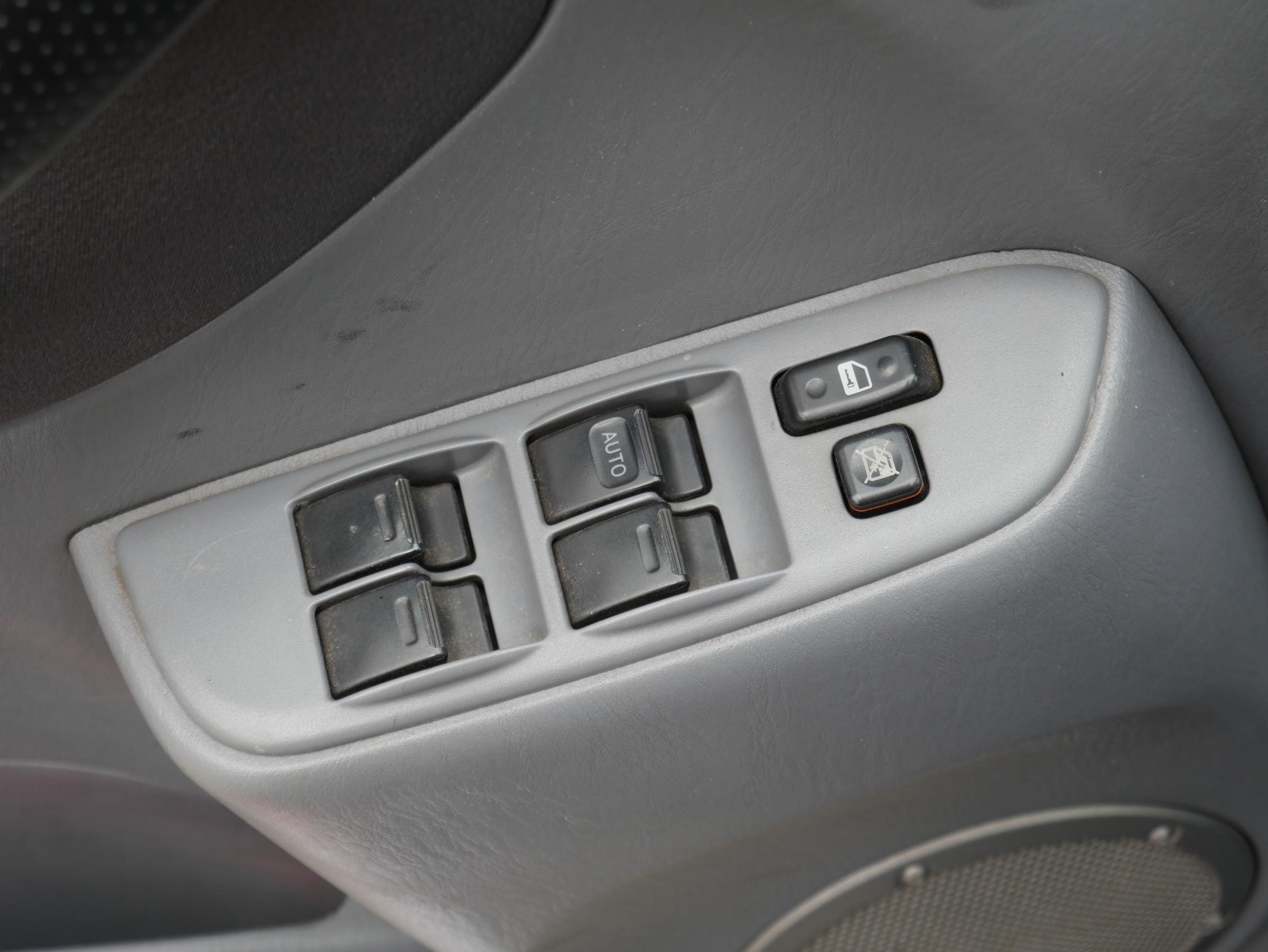 Toyota RAV4, 2003 - pohled č. 11