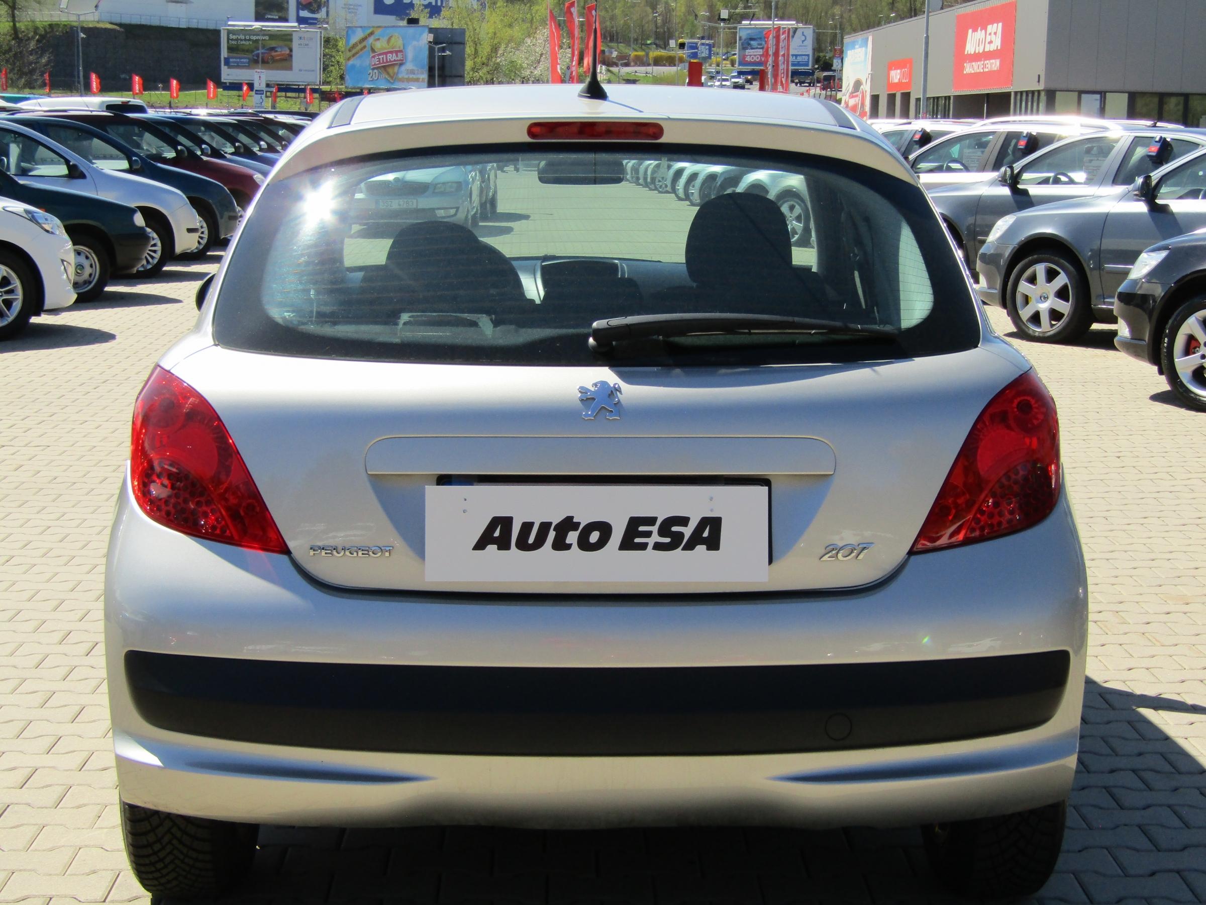 Peugeot 207, 2006 - pohled č. 5