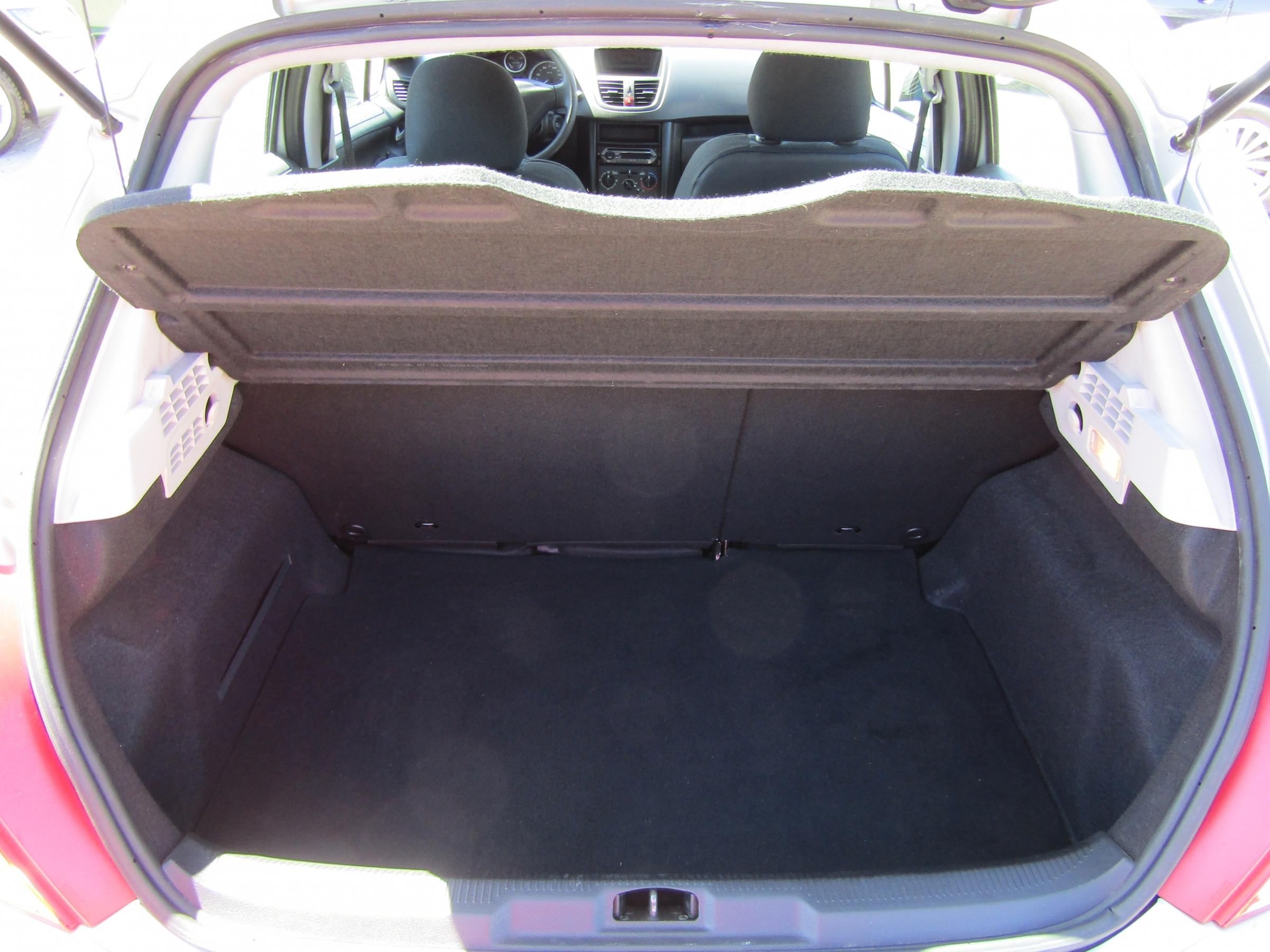 Peugeot 207, 2006 - pohled č. 7