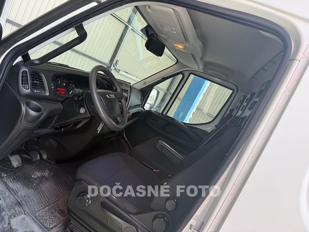 Iveco Daily 3.0HPi  L4 35S18