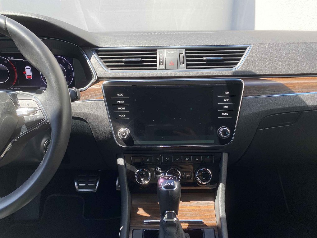 Škoda Superb III 2.0 TDi Scout 4x4