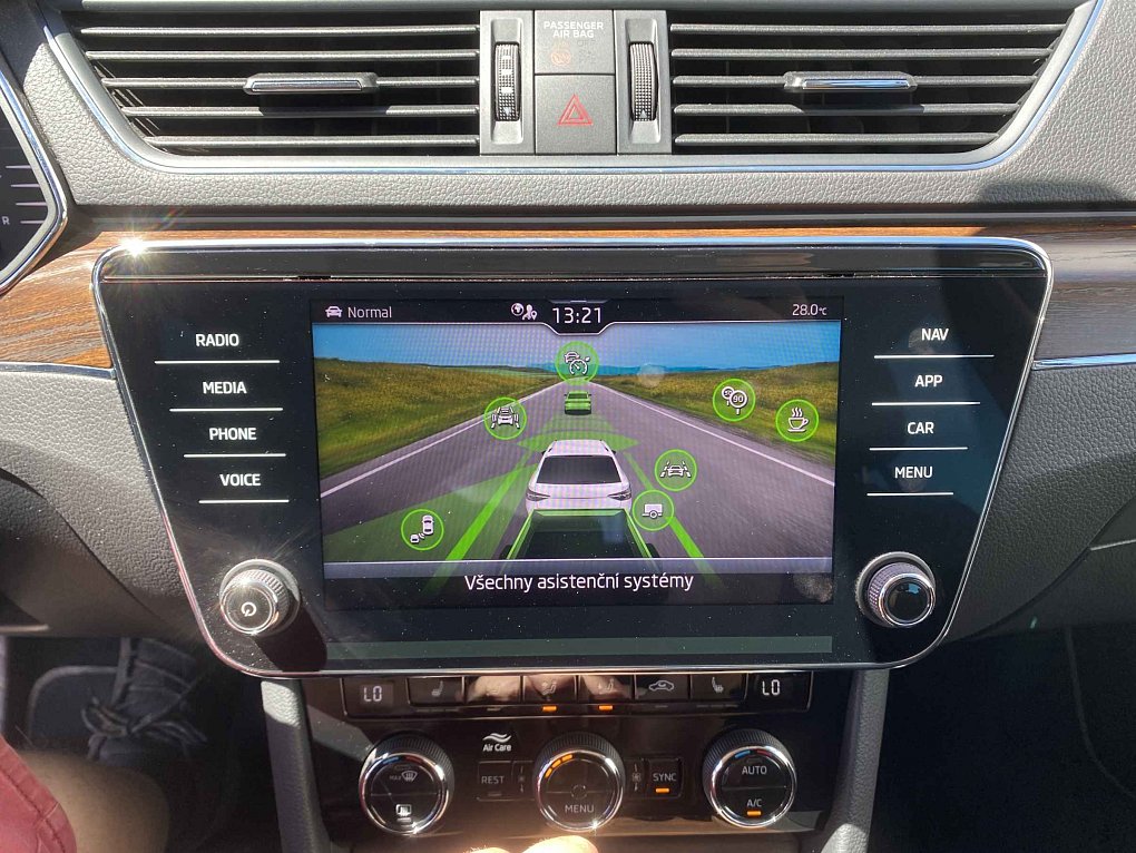 Škoda Superb III 2.0 TDi Scout 4x4