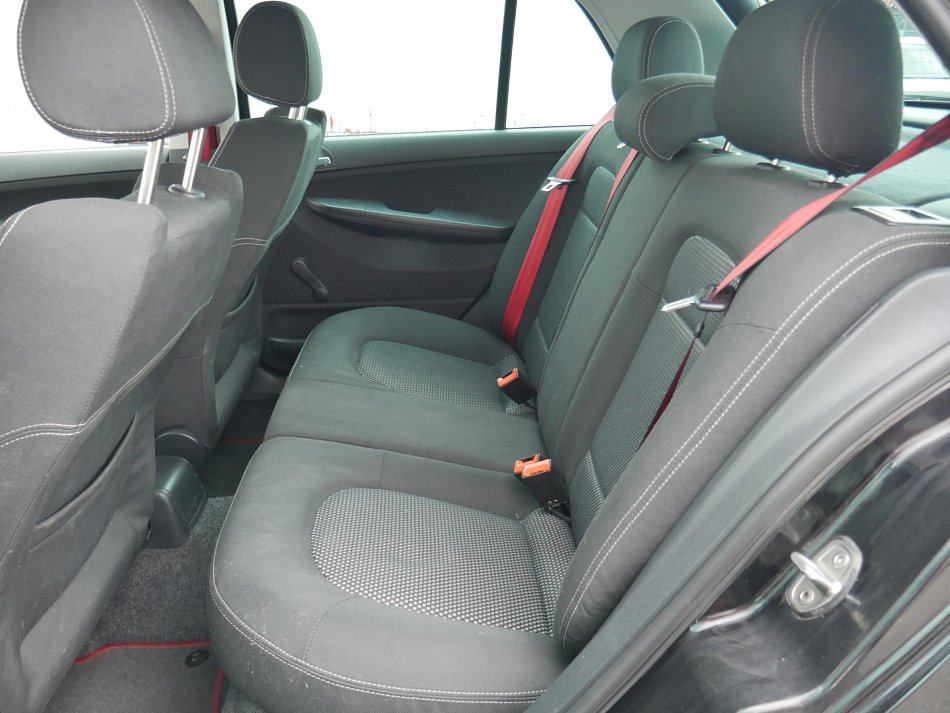 Škoda Fabia I 1.4i 16V 