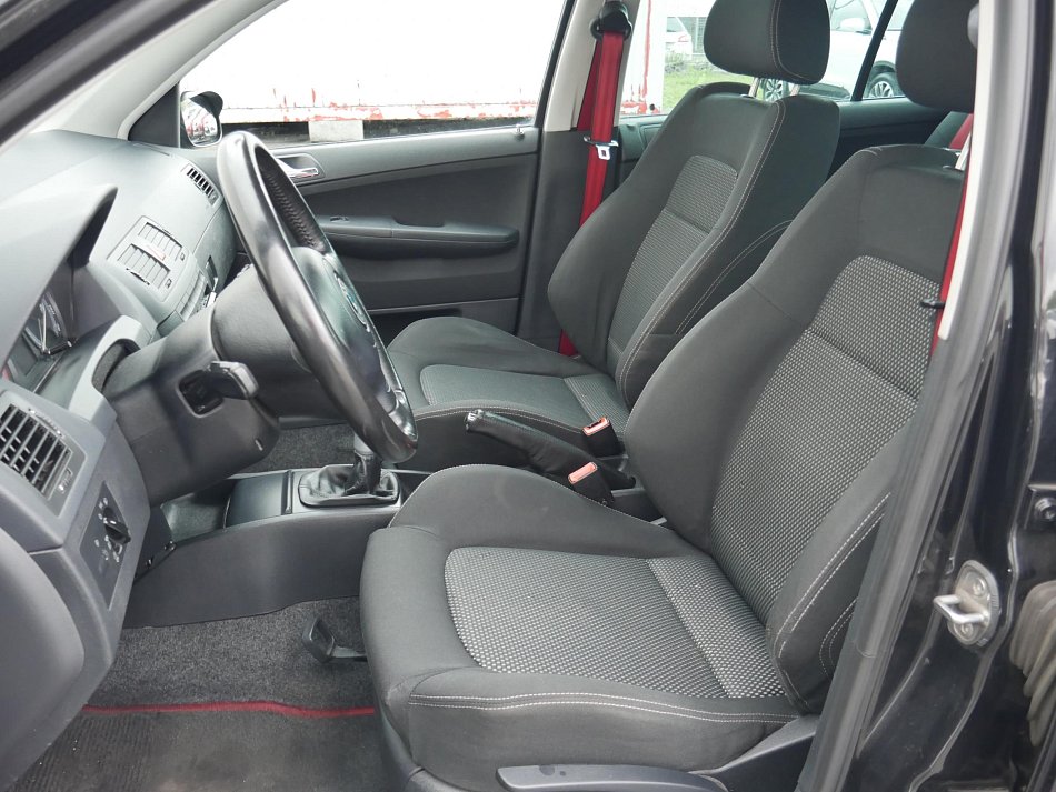 Škoda Fabia I 1.4i 16V 