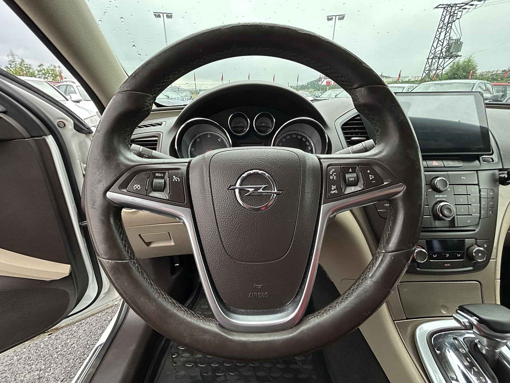 Opel Insignia 2.0 CDTi 