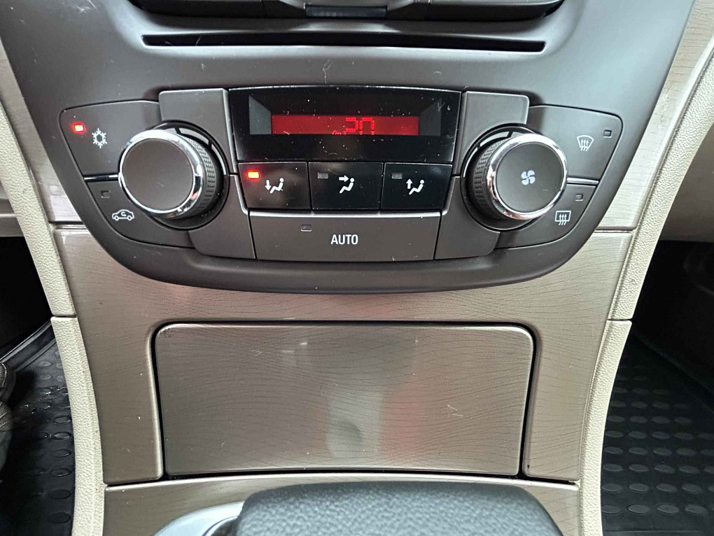 Opel Insignia 2.0 CDTi 