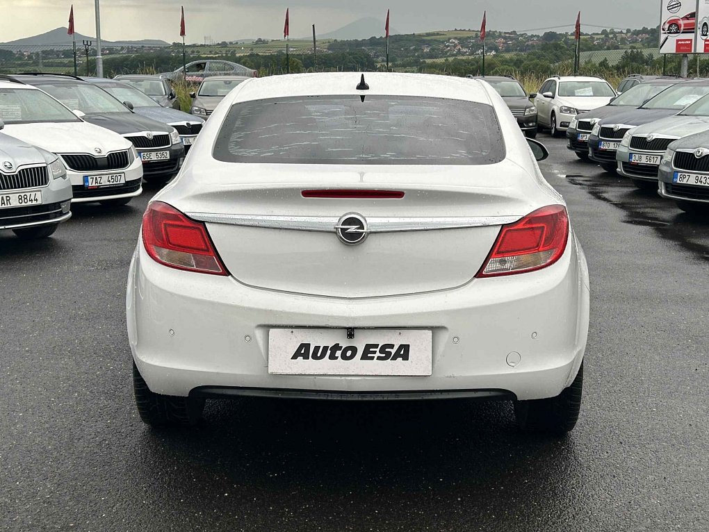 Opel Insignia 2.0 CDTi 