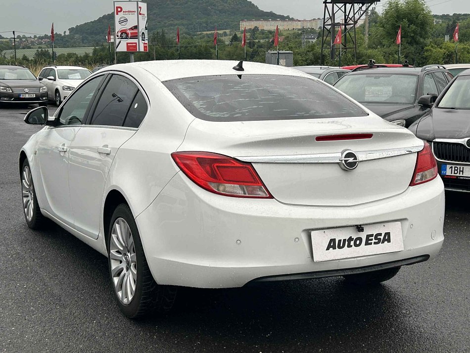 Opel Insignia 2.0 CDTi 