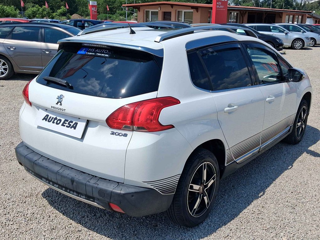 Peugeot 2008 1.6 i 