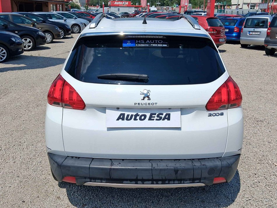 Peugeot 2008 1.6 i 
