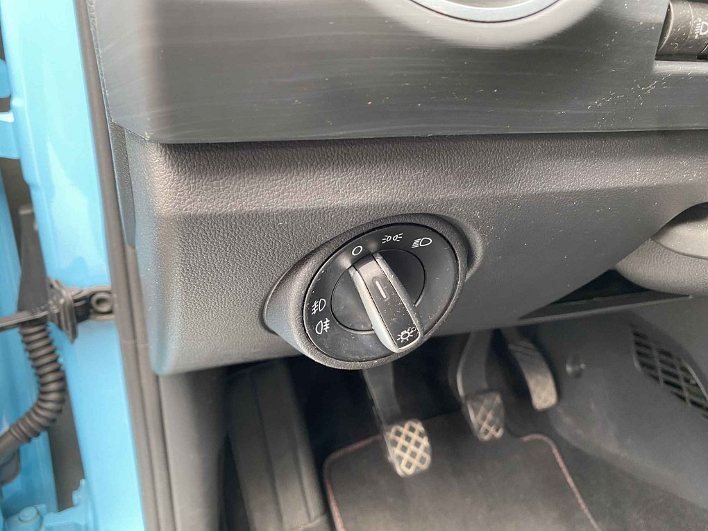 Volkswagen Up! 1.0 MPi Sound