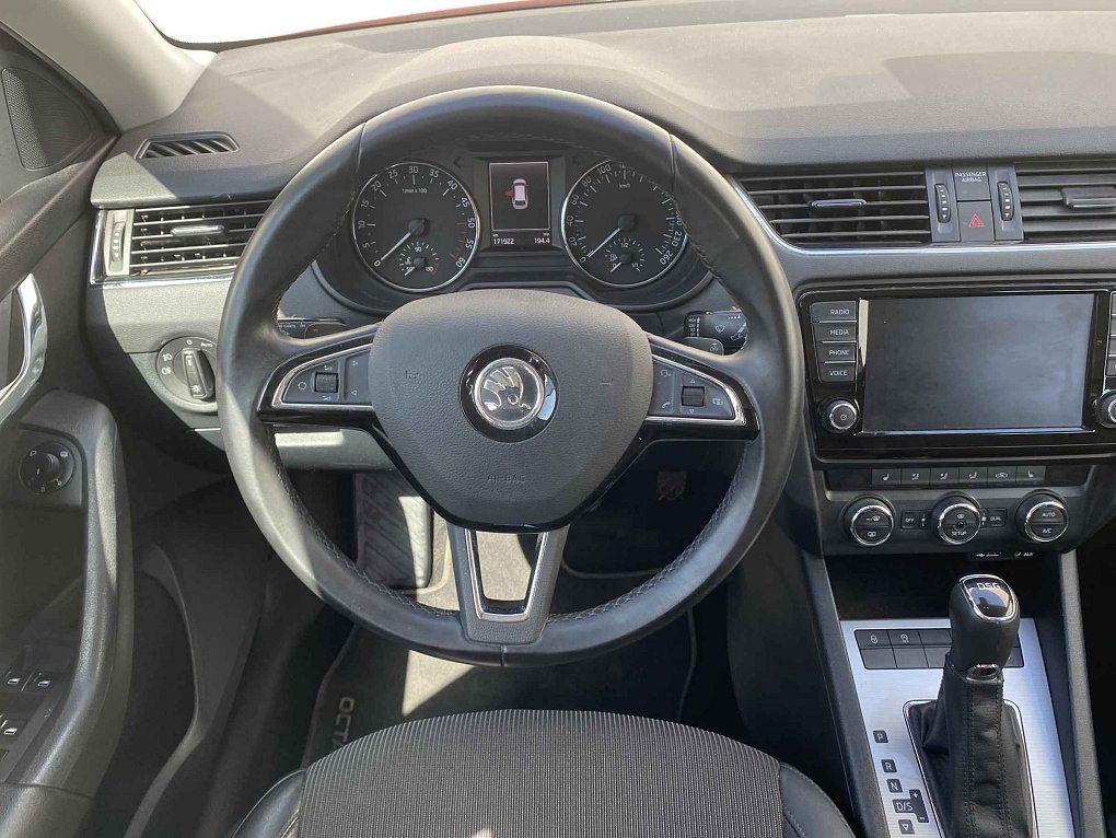 Škoda Octavia III 1.6 TDi Elegance