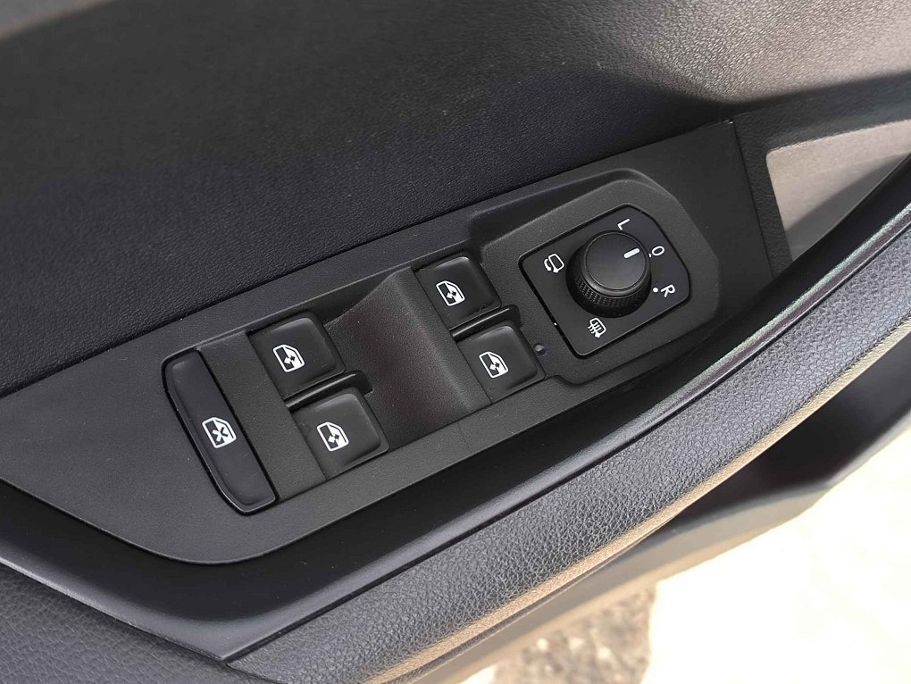 Škoda Karoq 1.0 TSi Ambition