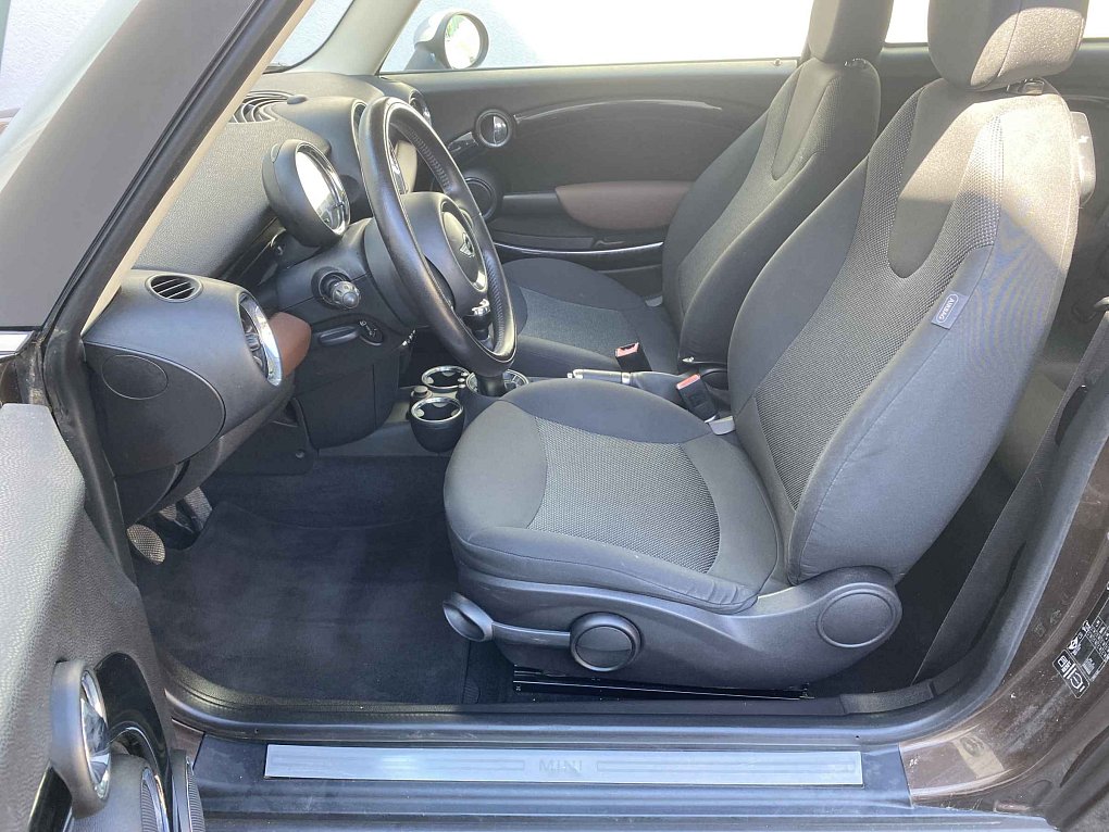 Mini Cooper 1.6i 
