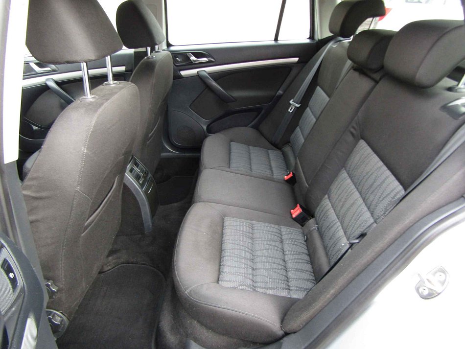 Škoda Octavia II 1.6 TDi Elegance
